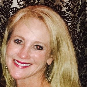 Meet your Posher, Kristen